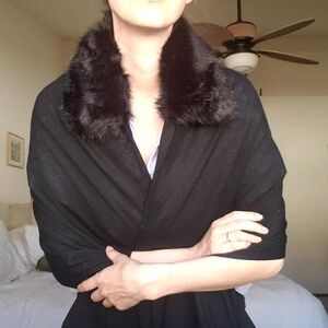 Echo Elegant Black Shawl with‎ Faux Fur Collar